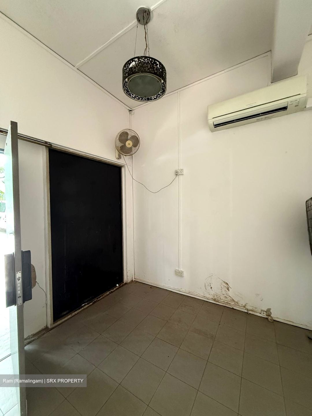 Upper Paya Lebar Road (D19), Shop House #463540501